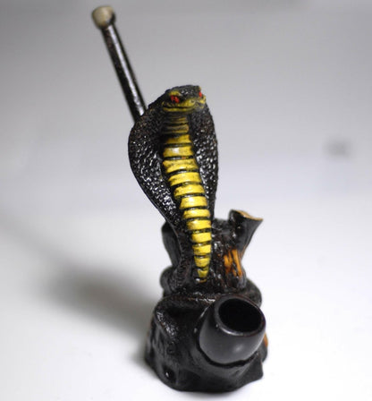Attacking cobra handmade ceramic tobacco pipe