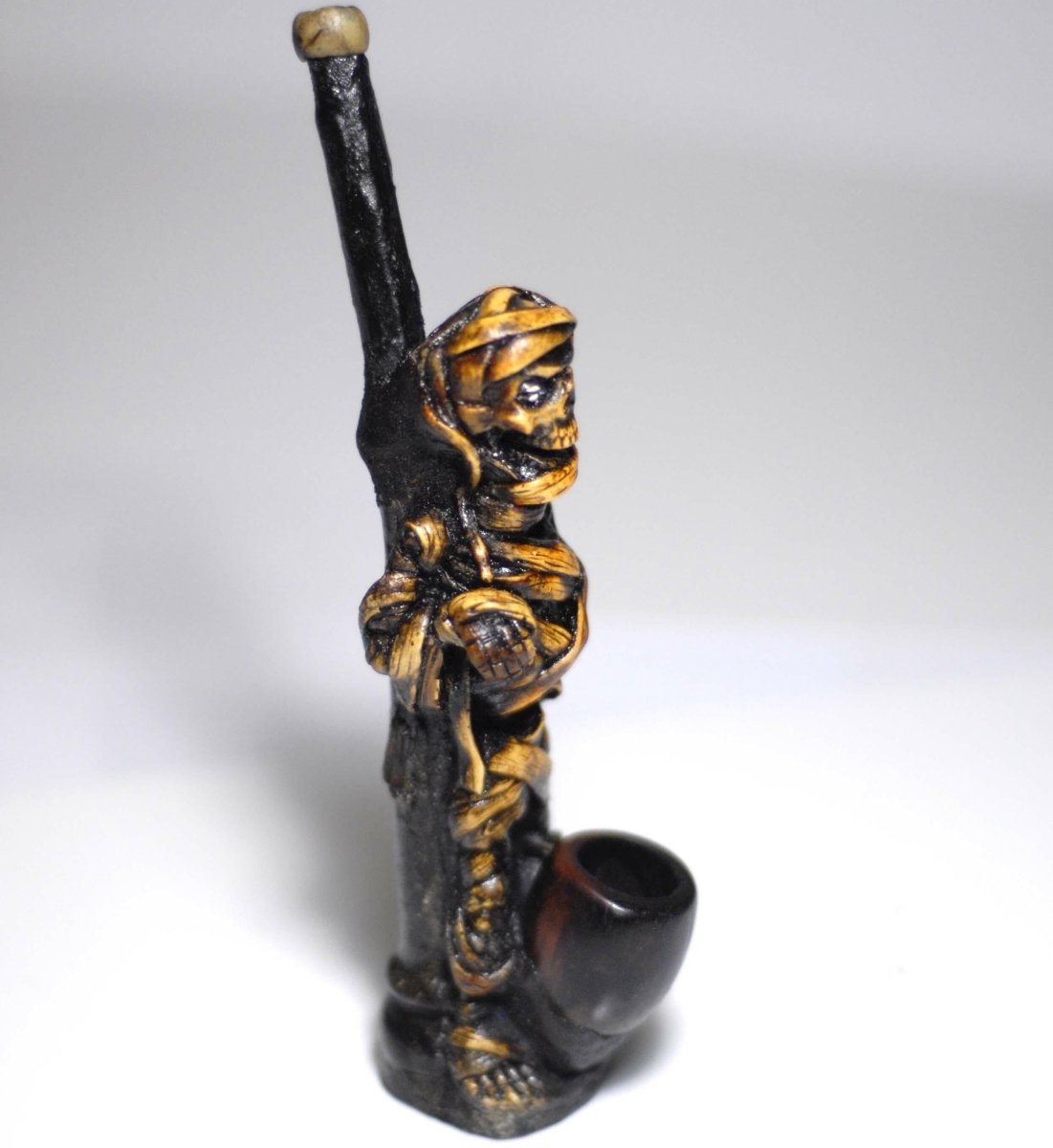 THe Mummy figured handmade ceramic tobacco pipe - Simple Glass Pipe