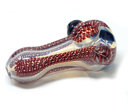 Twisted glass and dotted bowl detail on hand pipe