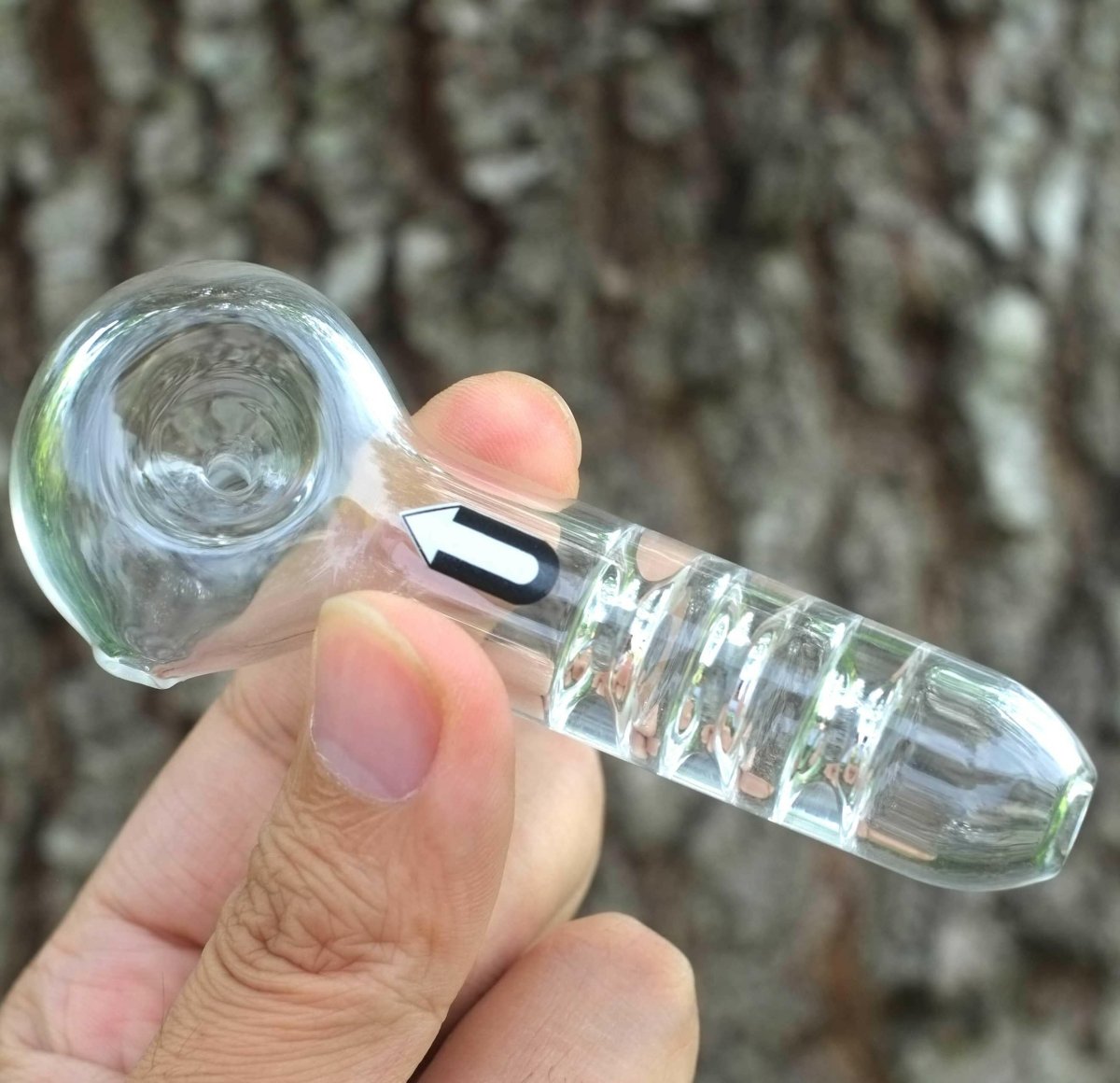4-inch thick clear glass spoon hand pipe