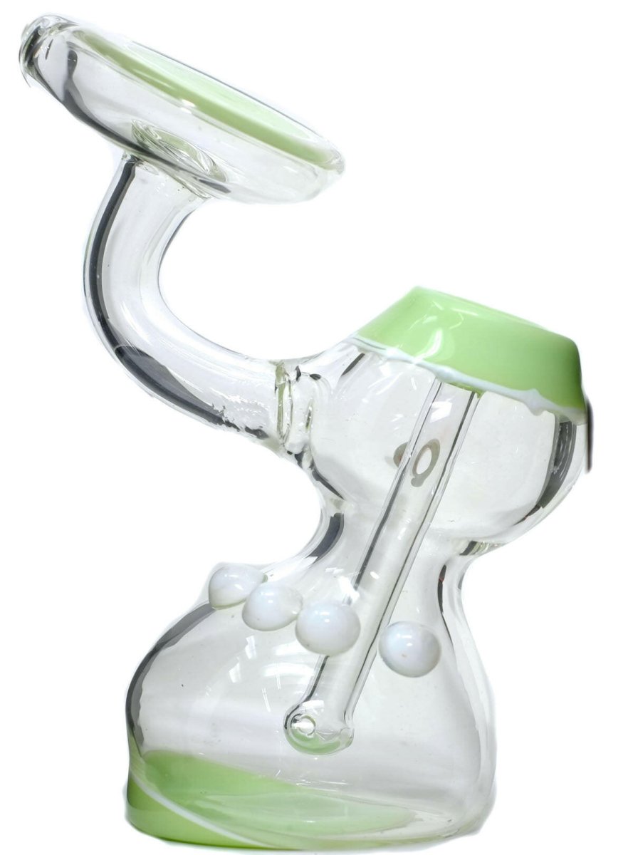 flat disk mouthpiece glass bubbler detail